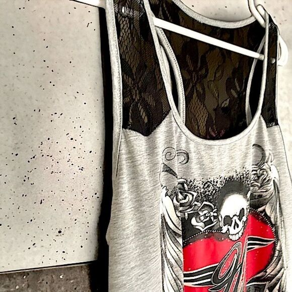 Lacey Accented Tank Top l Skull & Heart l Plus l EUC - Picture 3 of 11